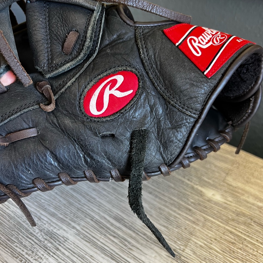 Rawlings Left Hand First Base Baseball Glove - image 4